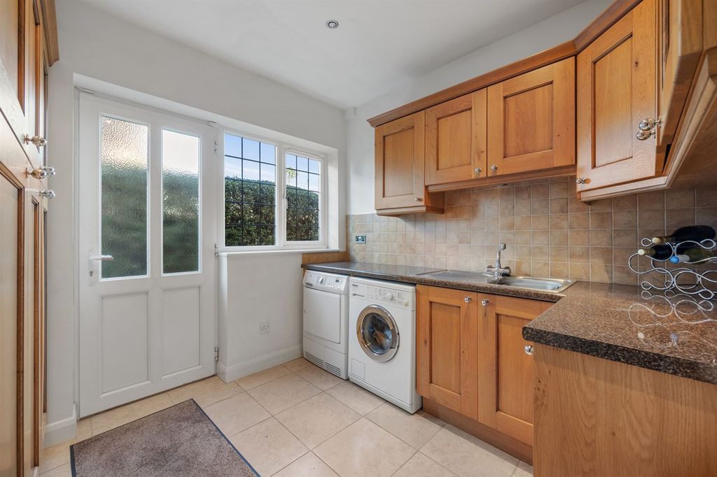 Additional image 10 of 4 bed detached house for saleParkway, Wilmslow SK9