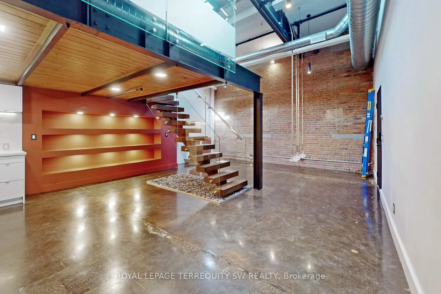 Additional image 20 of 326 Carlaw Avenue 124