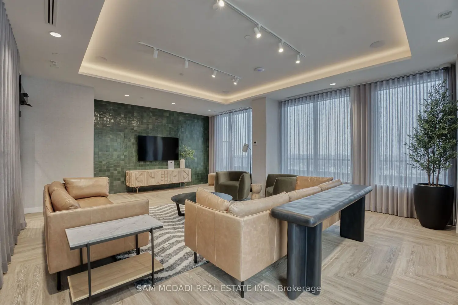 Additional image 15 of 2495 Eglinton Avenue 514