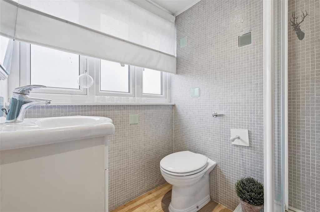Additional image 30 of 5 bed semi-detached house for saleMonkhams Avenue, Woodford Green IG8