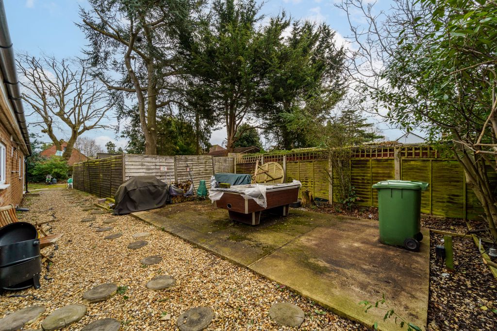 Additional image 33 of 6 bed detached bungalow for saleFeltham Hill Road, Ashford TW15