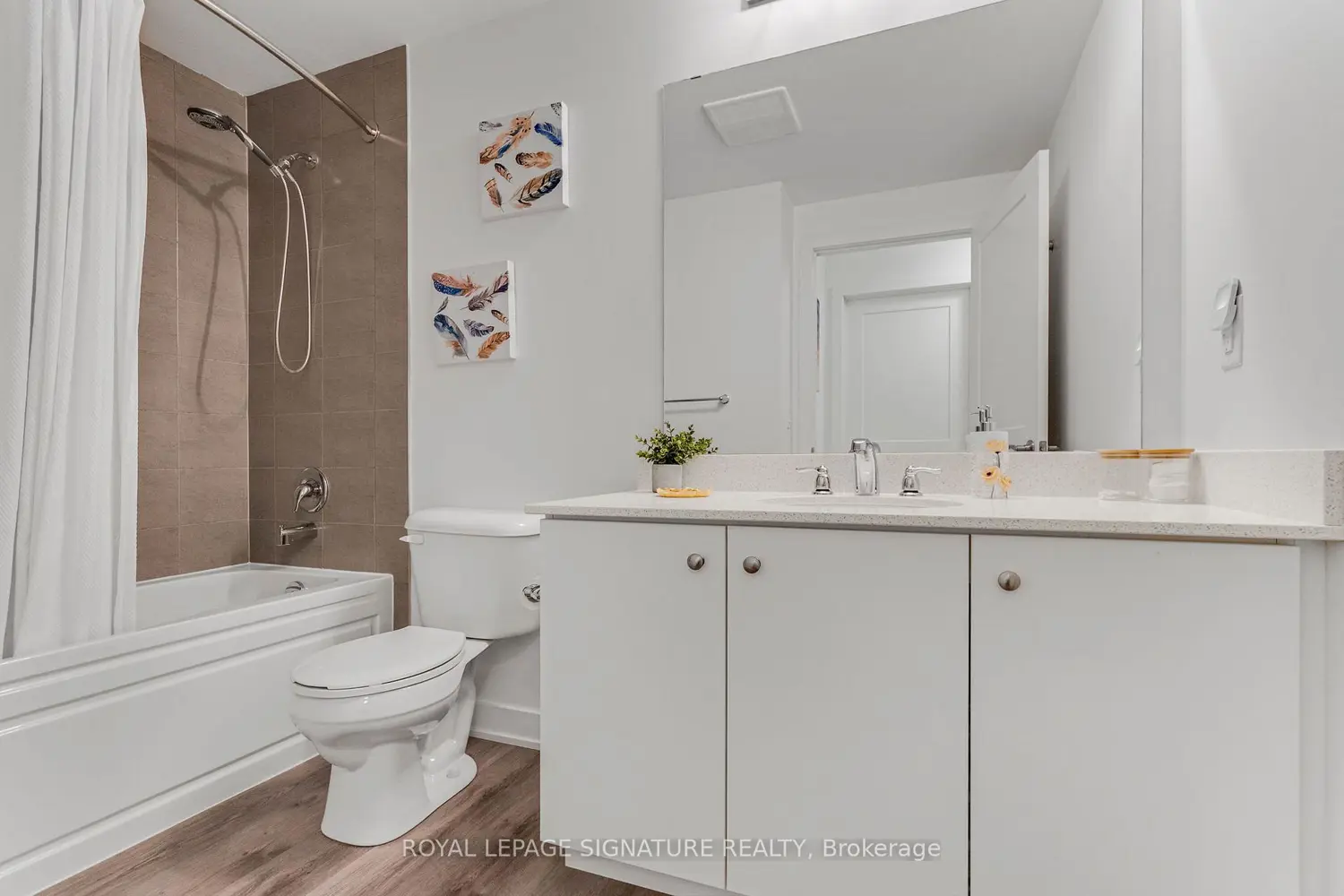 Additional image 9 of 110 Fergus Avenue 211