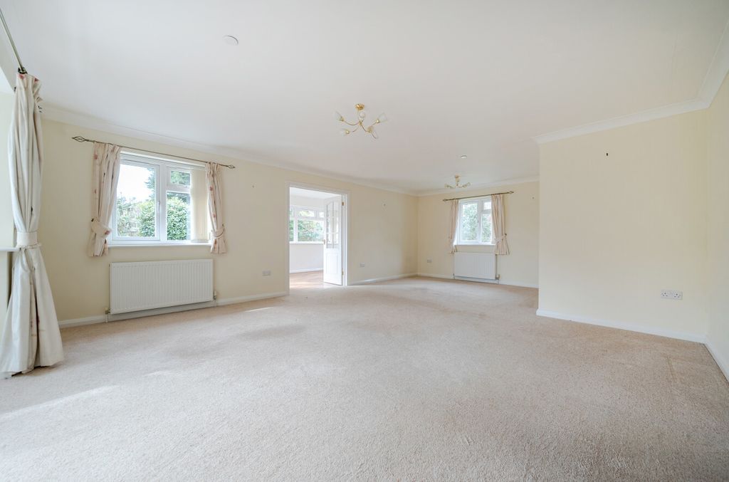 Additional image 4 of 2 bed bungalow for saleSeldens Way, Worthing, West Sussex BN13