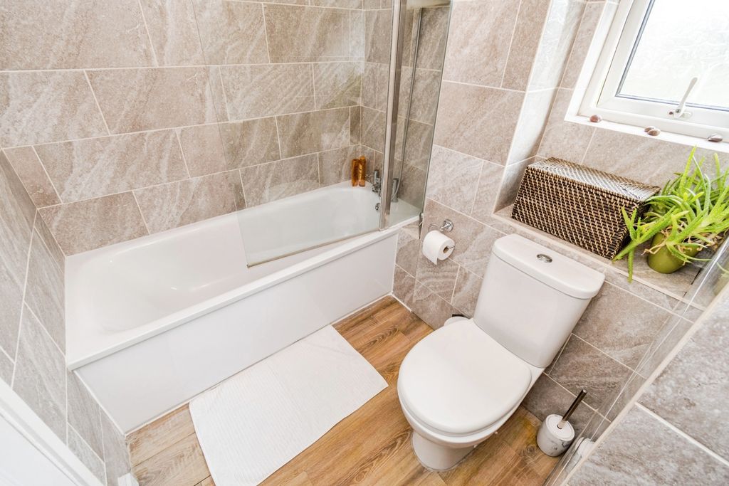 Additional image 15 of 3 bed terraced house for saleWhitehouse Gardens, Regents Park, Southampton, Hampshire SO15