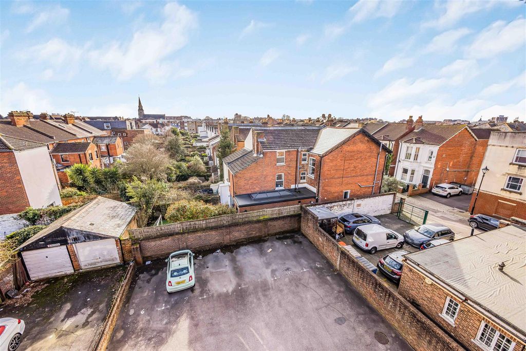 Additional image 22 of 3 bed flat for saleSouthsea, Portsmouth PO5