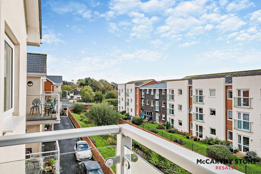 Additional image 3 of 2 bed flat for saleSomers Brook Court, Newport, Isle Of Wight PO30