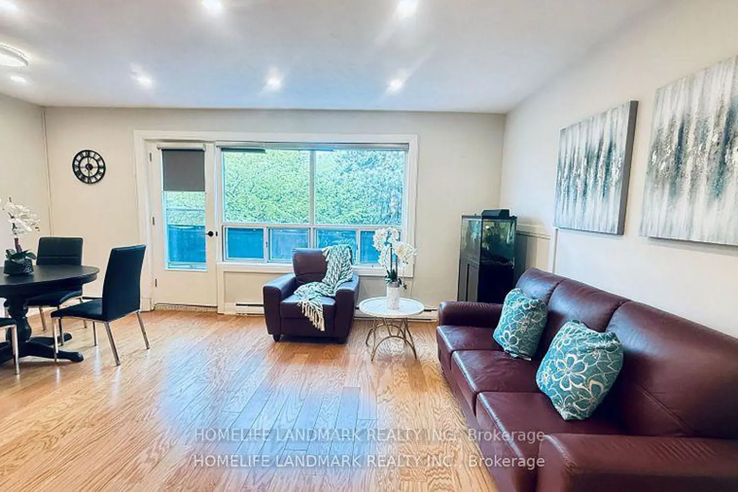 Additional image 3 of 5879 Bathurst Street 213