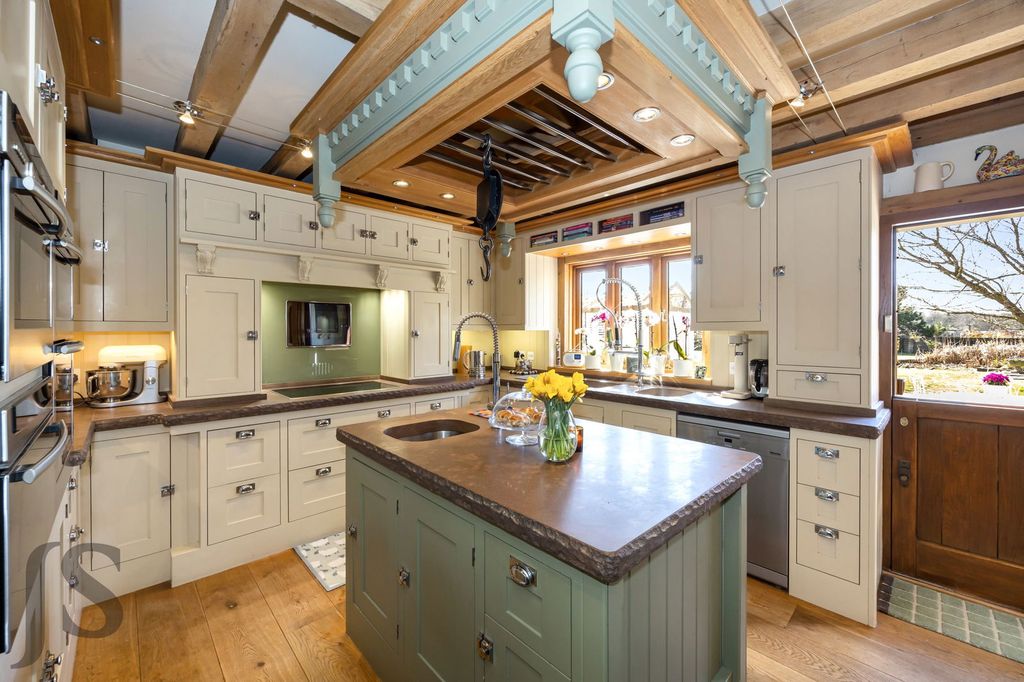 Additional image 6 of 4 bed detached house for saleCastle Goring Way, Worthing BN13