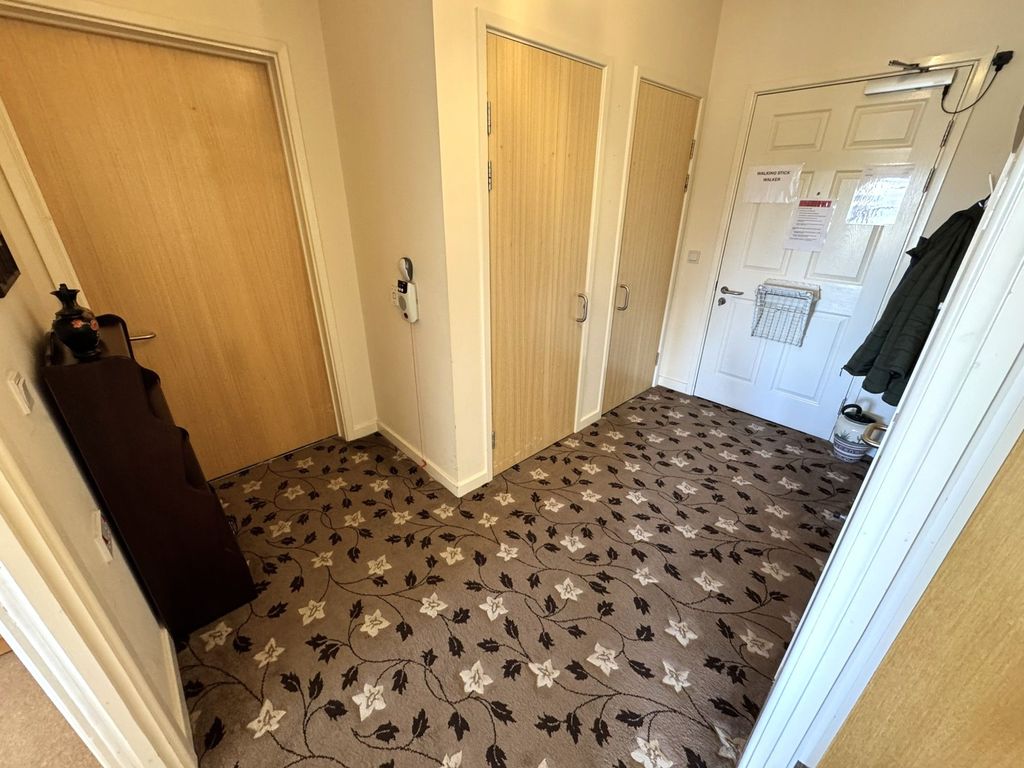 Additional image 3 of 2 bed flat for saleWinehala Court, Sandbeds Road, Willenhall WV12