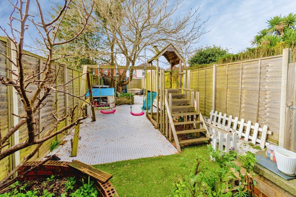 Additional image 4 of 3 bed end terrace house for saleClarendon Road, Southampton, Hampshire SO16