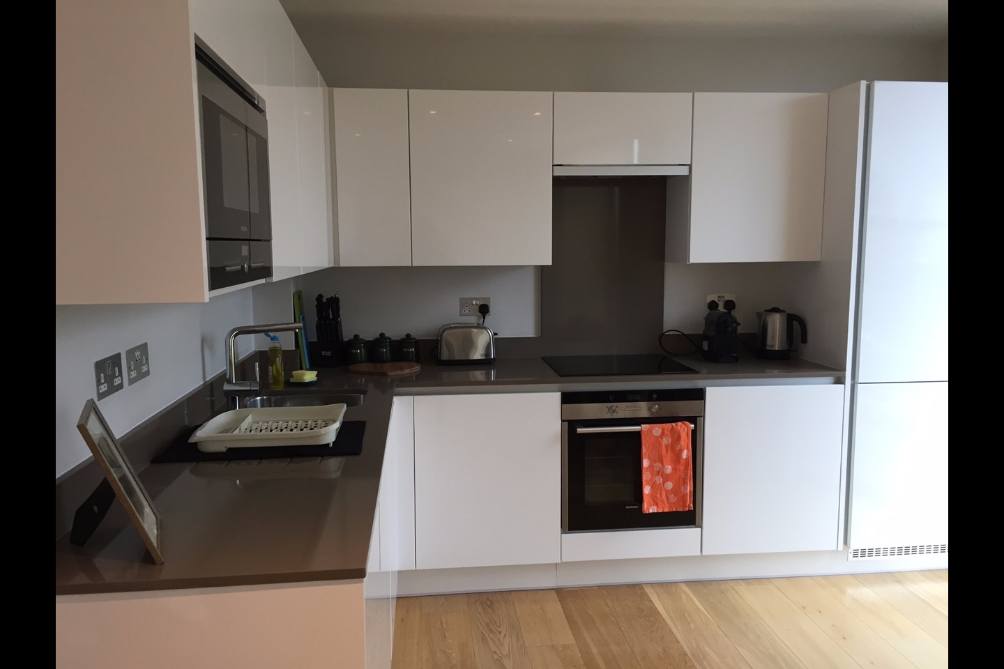 Additional image 2 of 1 Bed Flat, Parkside Place, CB1, N1 7GU