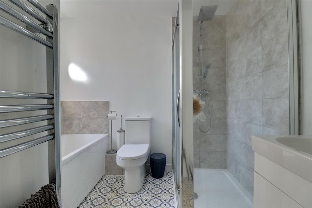 Additional image 16 of 3 bed terraced house for saleOrchard Road, Southsea PO4