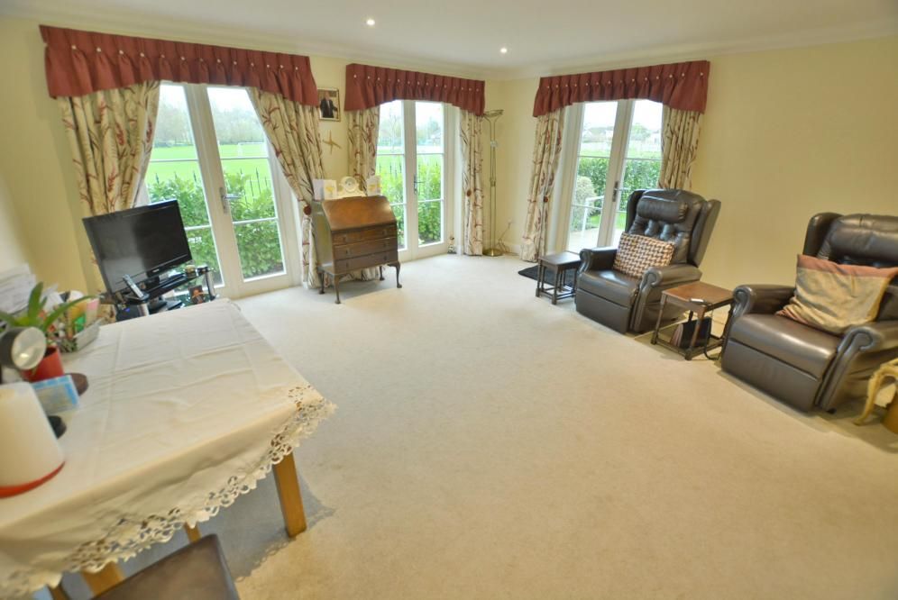Additional image 16 of 2 bed flat for saleFleur De Lis, East Borough, Wimborne BH21