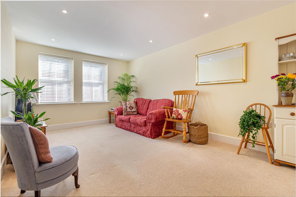 Additional image 6 of 2 bed flat for saleArmstrong Drive, Worcester WR1