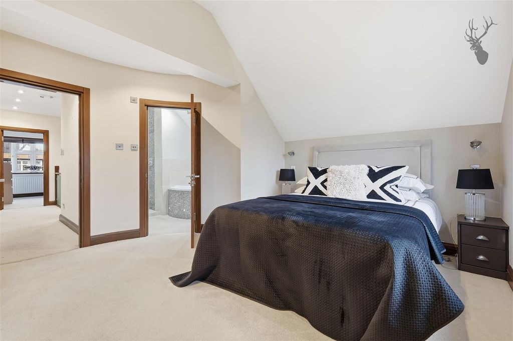 Additional image 23 of 4 bed detached house for saleThe Glade, Woodford Green IG8