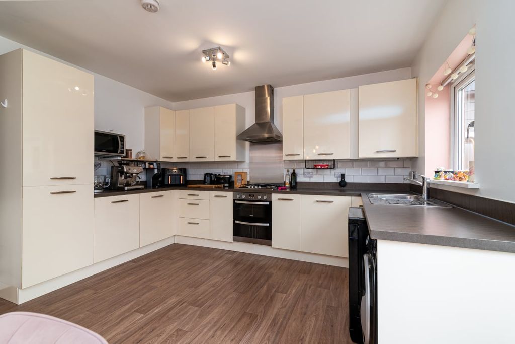 Additional image 4 of 3 bed detached house for saleRedwood Close, Coalville LE67
