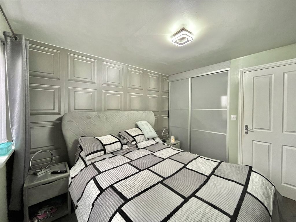 Additional image 8 of 2 bed flat for saleSt. Michaels View, Widnes, Cheshire WA8