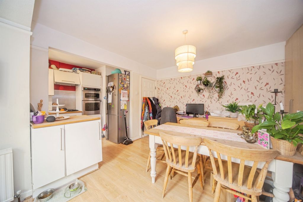 Additional image 6 of 3 bed end terrace house for saleTreeside Road, Southampton SO15