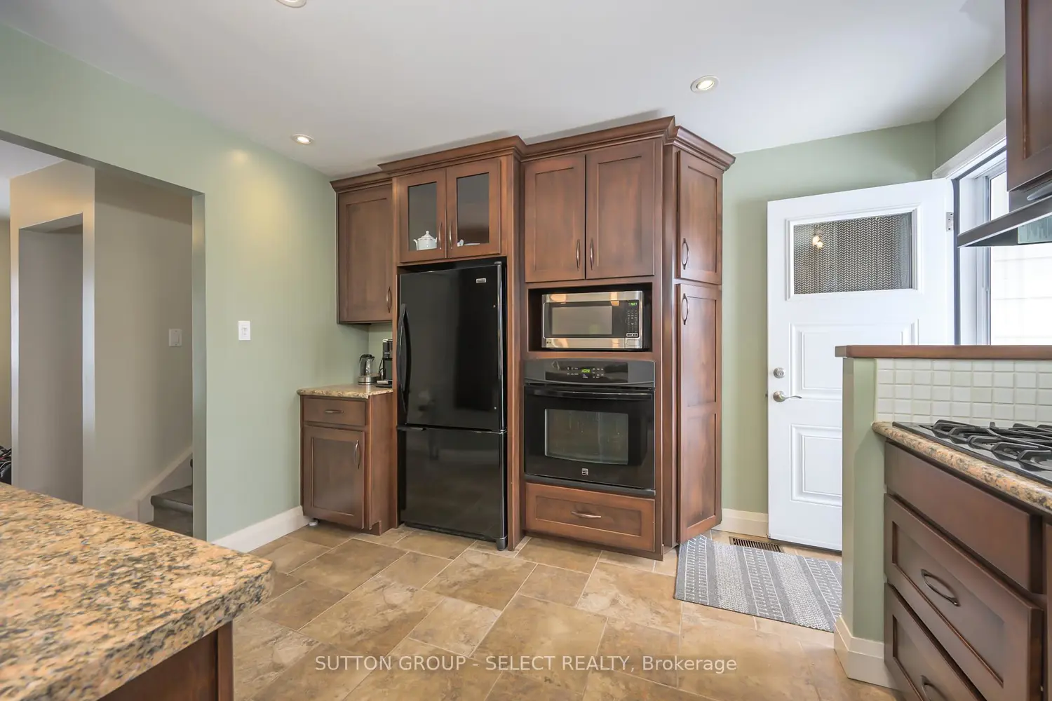 Additional image 6 of 99 Inverary Crescent
