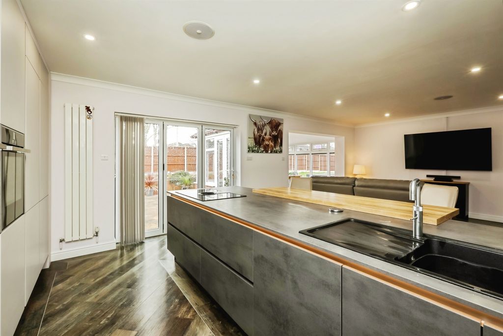 Additional image 3 of 4 bed detached bungalow for saleForest Hill Park, Worksop S81