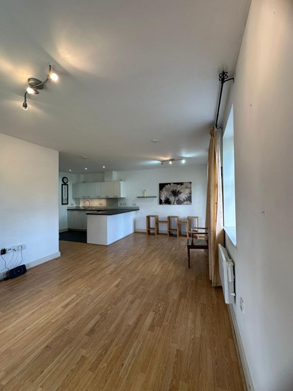 Additional image 13 of 2 bed flat for saleBeaumont Drive, Worcester Park KT4