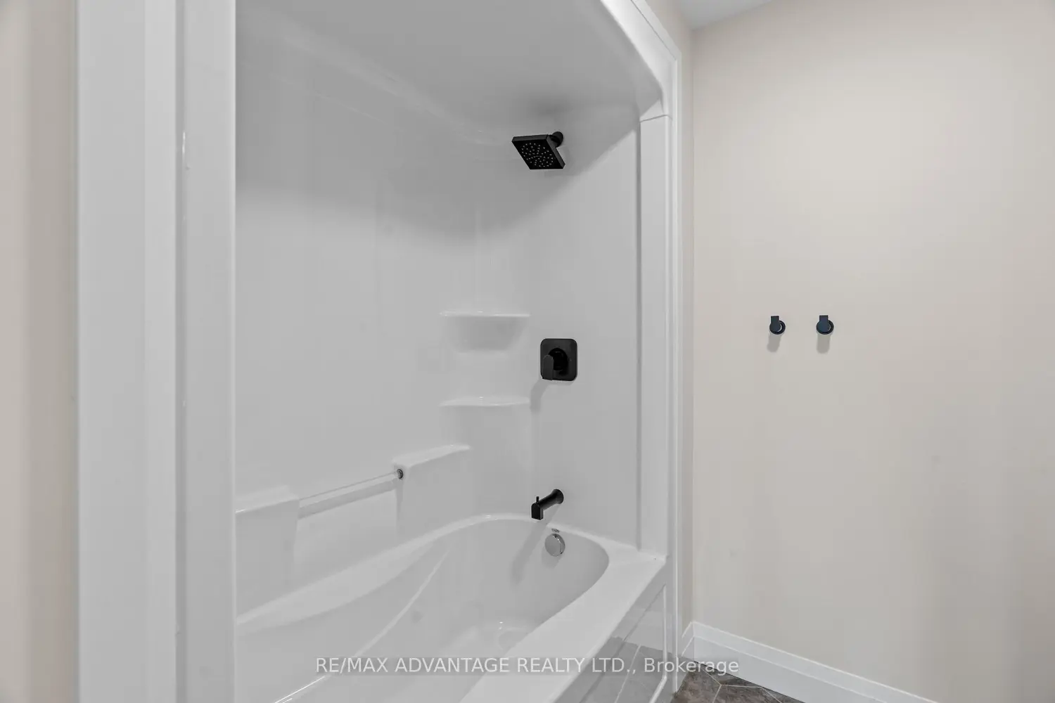 Additional image 16 of 94 Mill Pond Crescent