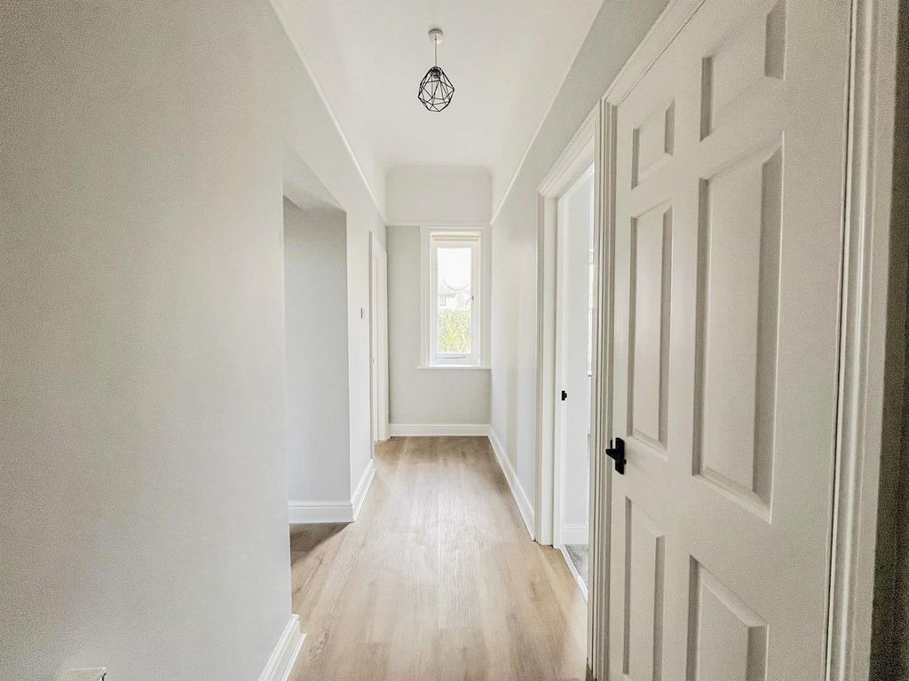 Additional image 6 of 2 bed flat for saleThe Ridge, Hastings TN34