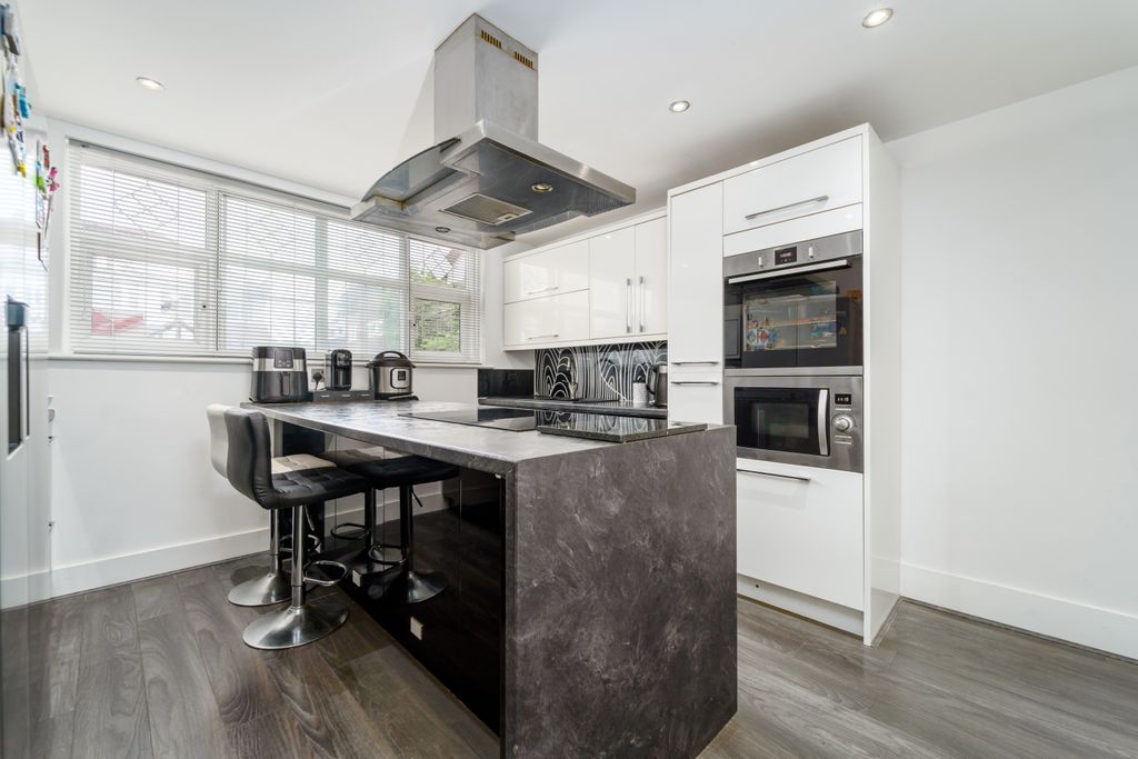 Additional image 5 of 4 bed detached house for saleWellington Road, Ashford TW15