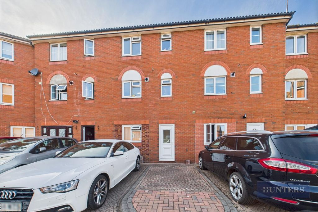 Additional image 18 of 4 bed terraced house for saleTerminus Terrace, Southampton SO14