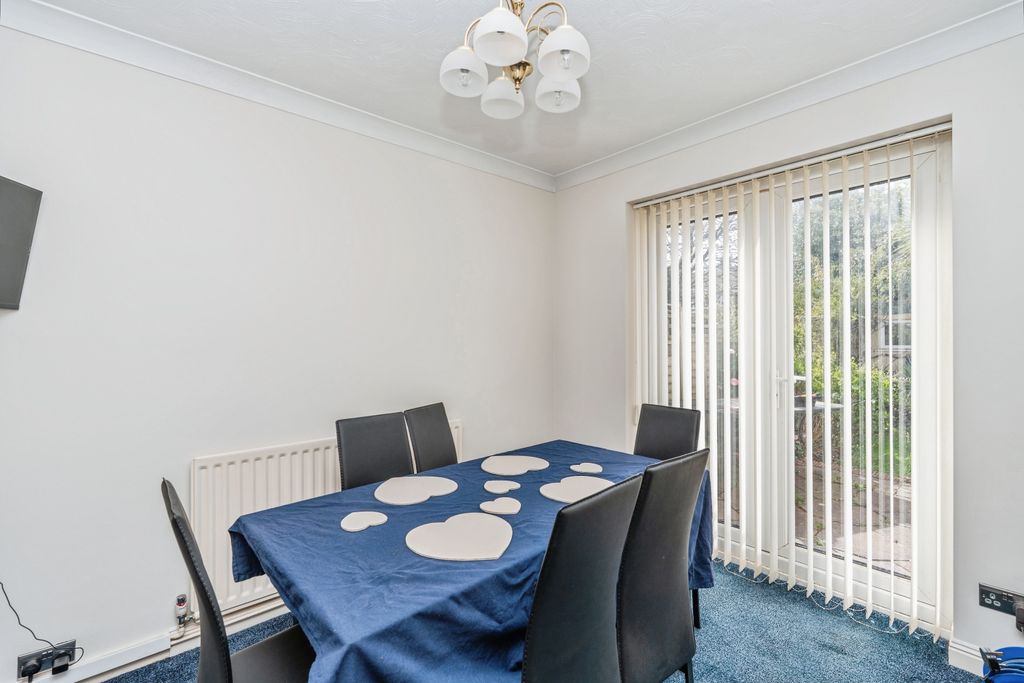 Additional image 7 of 3 bed semi-detached house for saleCotswold Road, Southampton SO16