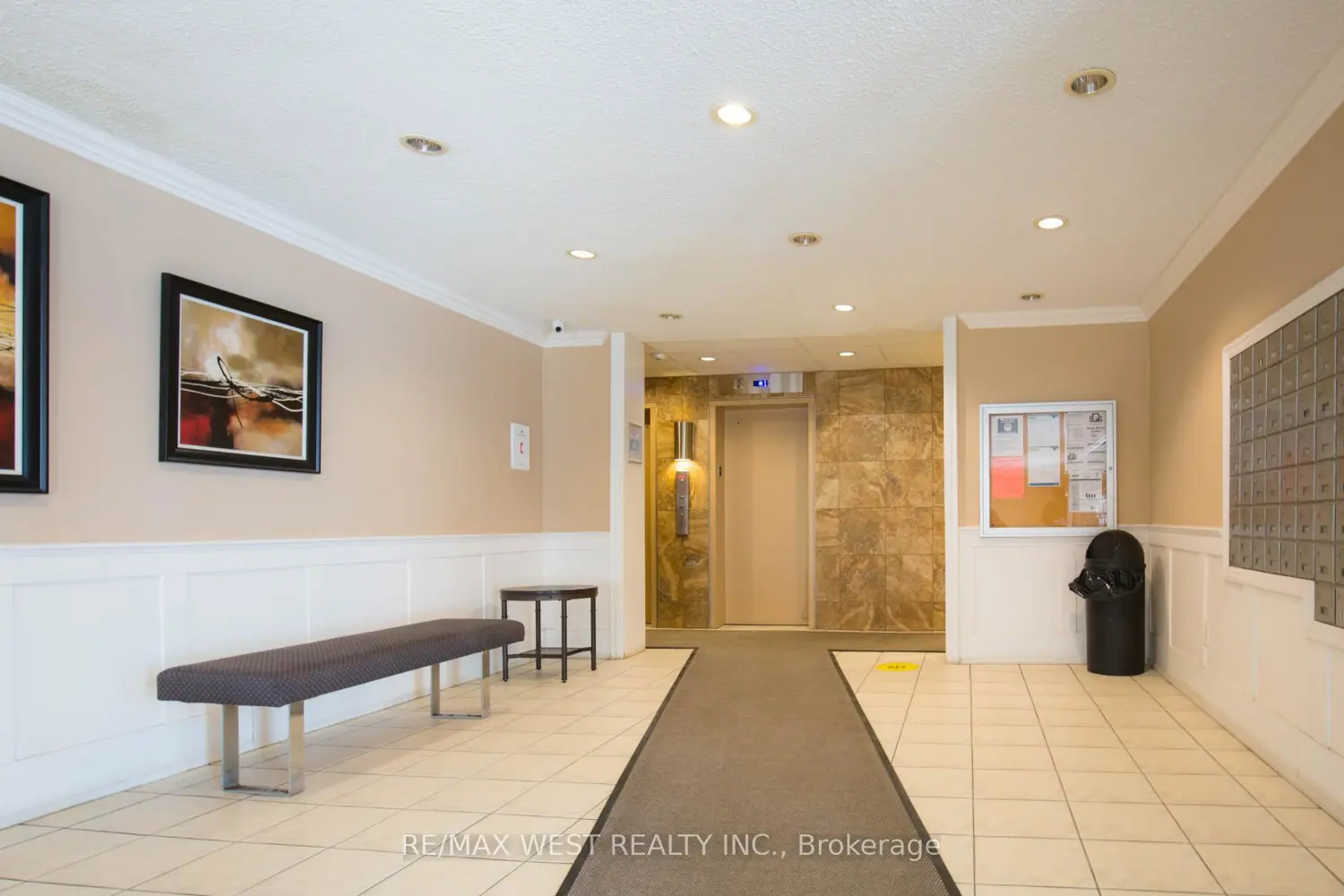Additional image 3 of 3025 Queen Frederica Drive 1503