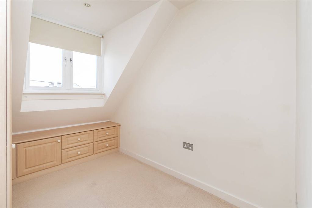Additional image 11 of 2 bed flat for saleGraystone Road, Tankerton, Whitstable CT5