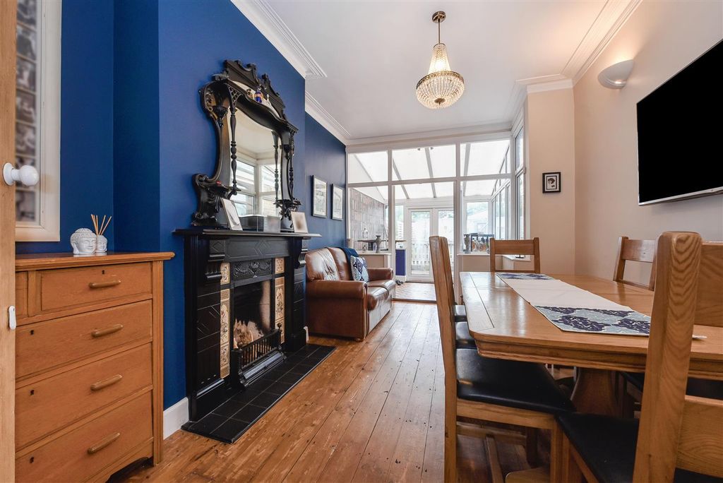 Additional image 5 of 5 bed terraced house for saleGladys Avenue, Portsmouth PO2
