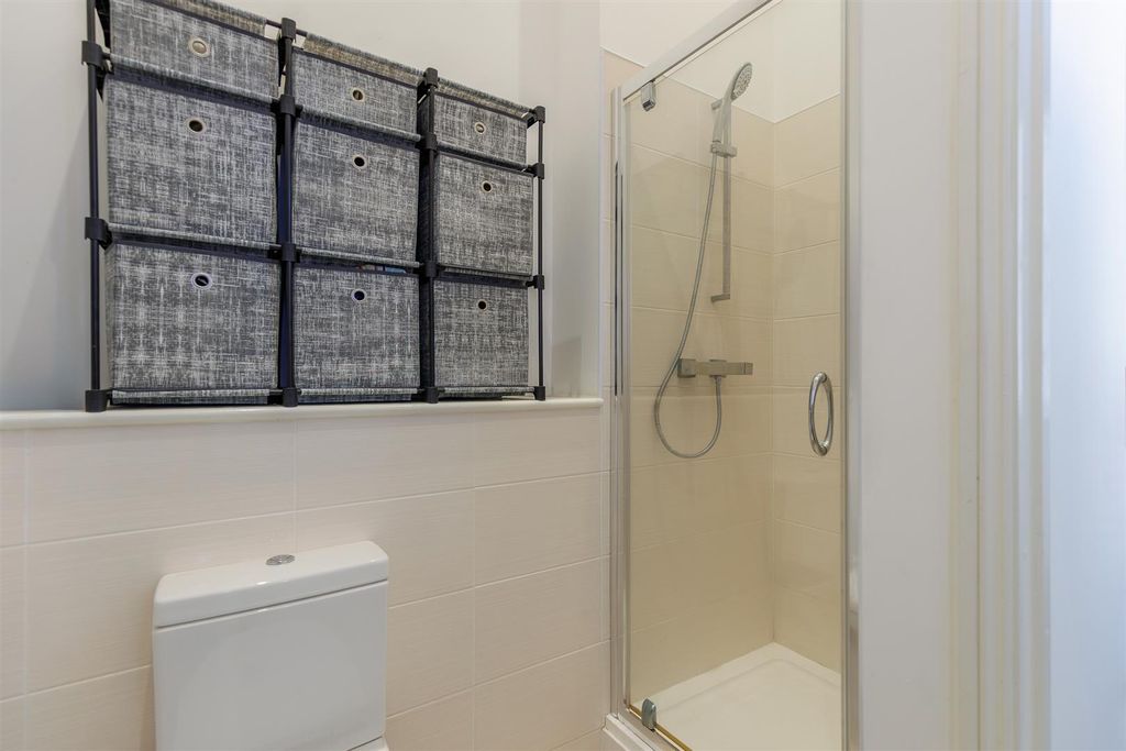 Additional image 14 of 2 bed flat for saleGatcombe, Isle Of Wight PO30