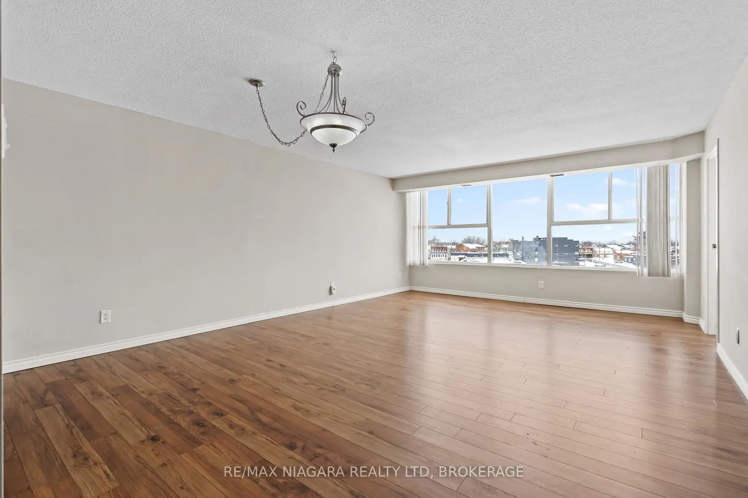 7 Gale Crescent 502