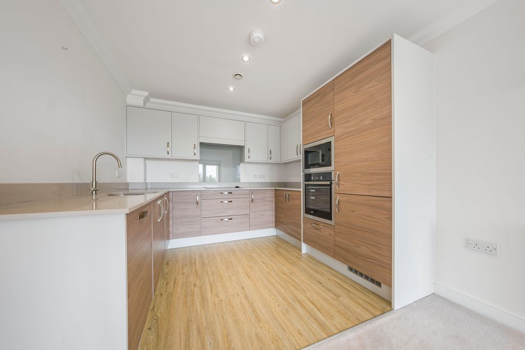 Additional image 13 of 2 bed flat for saleCastle View, Windsor SL4