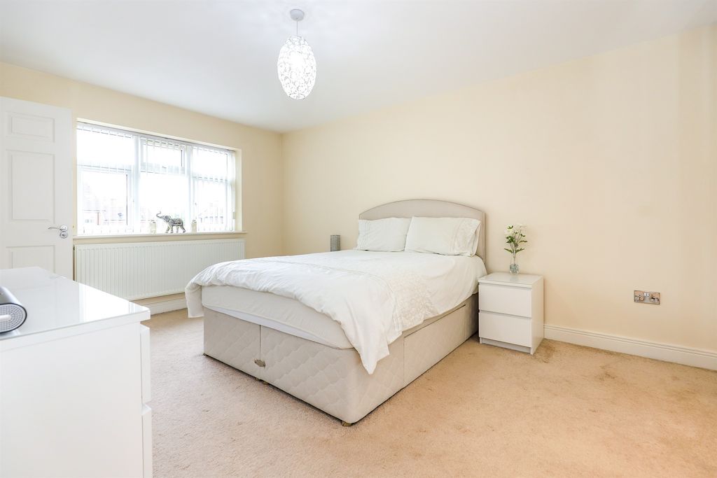 Additional image 10 of 6 bed detached house for saleWhimsey Close, Willenhall WV12