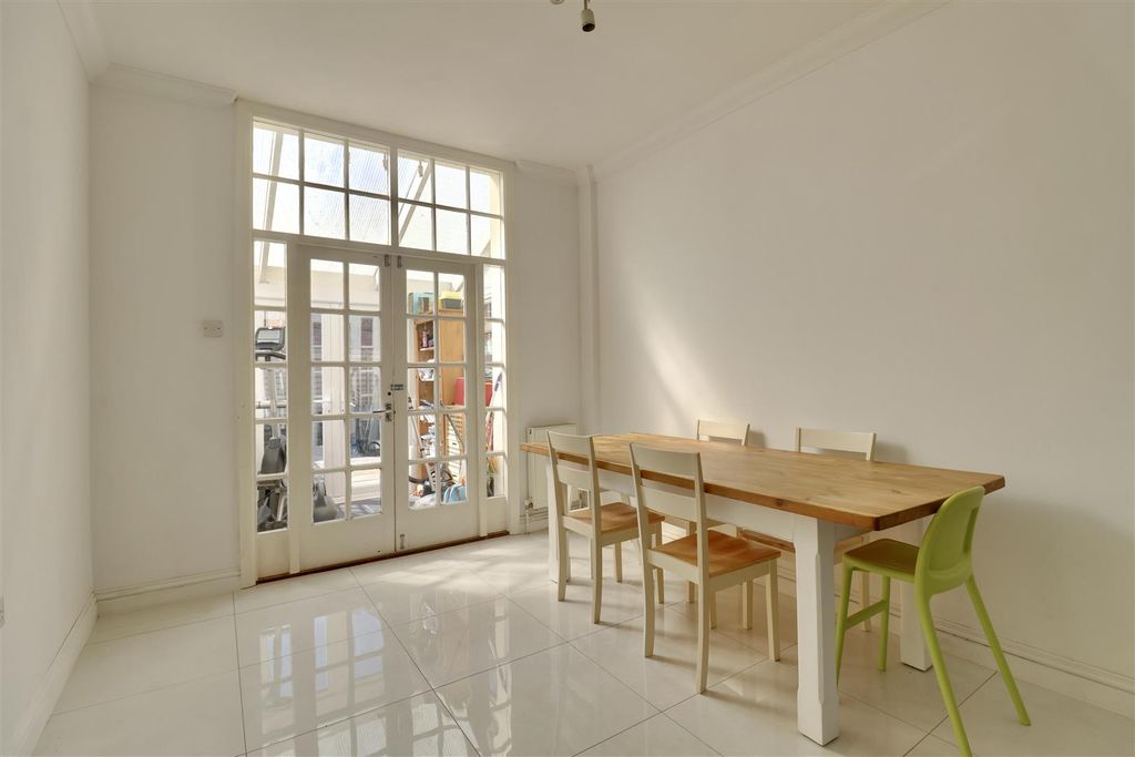 Additional image 2 of 3 bed terraced house for saleOrchard Road, Southsea PO4