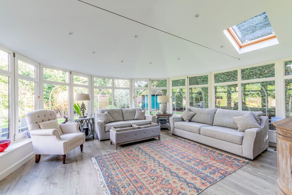 Additional image 14 of 5 bed detached house for salePyrford, Surrey GU22