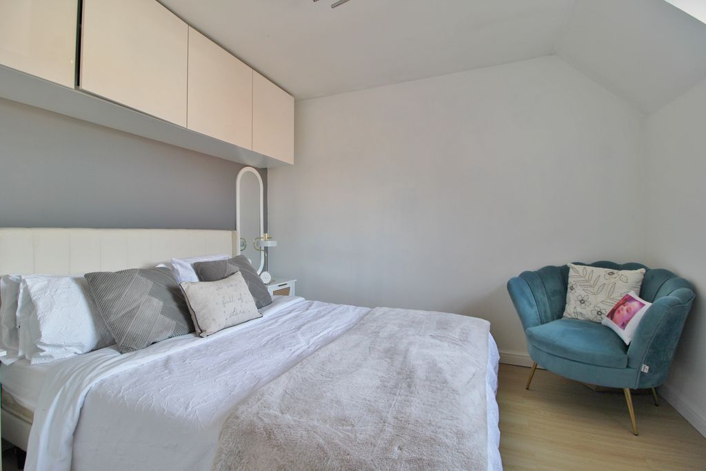 Additional image 10 of 3 bed detached house for saleLapwing Road, Southsea PO4
