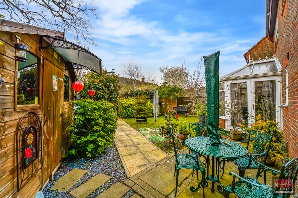 Additional image 13 of 4 bed detached house for saleThe Wickets, Ashford TW15