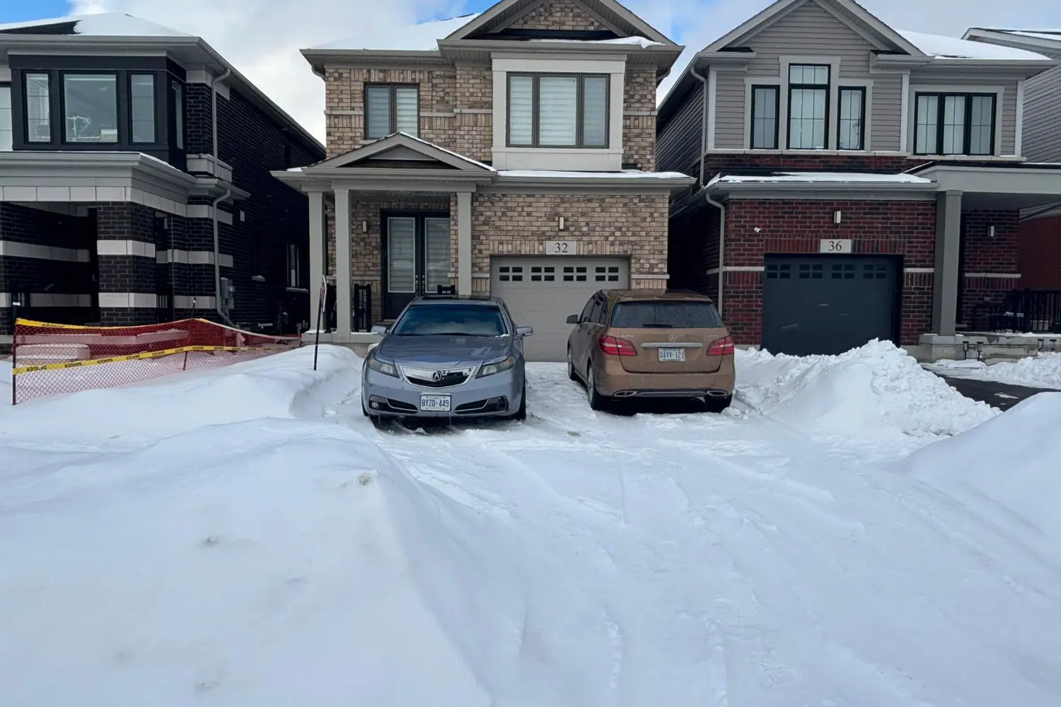 32 Crossmore Crescent