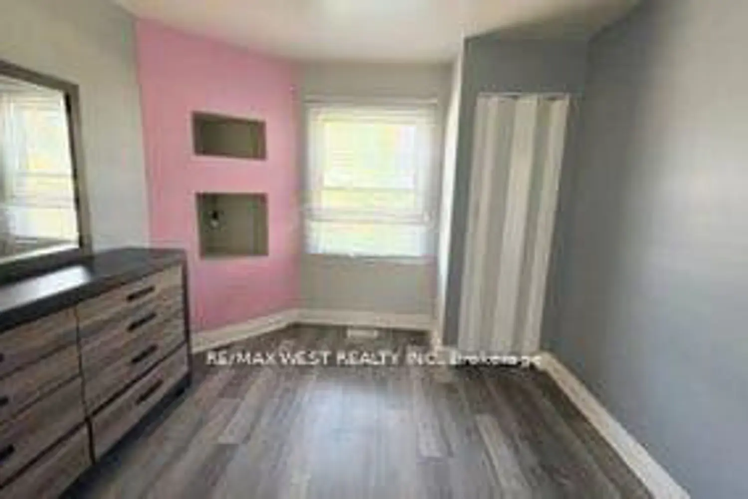 Additional image 9 of 643 Charles Street