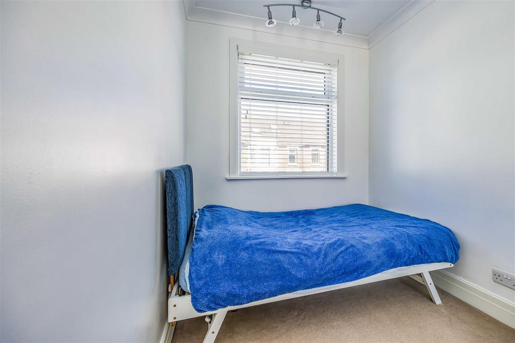 Additional image 22 of 4 bed terraced house for saleCedar Grove, Portsmouth PO3