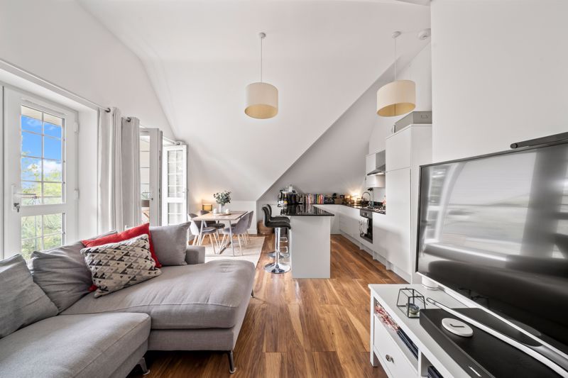 Additional image 5 of 2 bed flat for saleSt. Philips Avenue, Worcester Park KT4