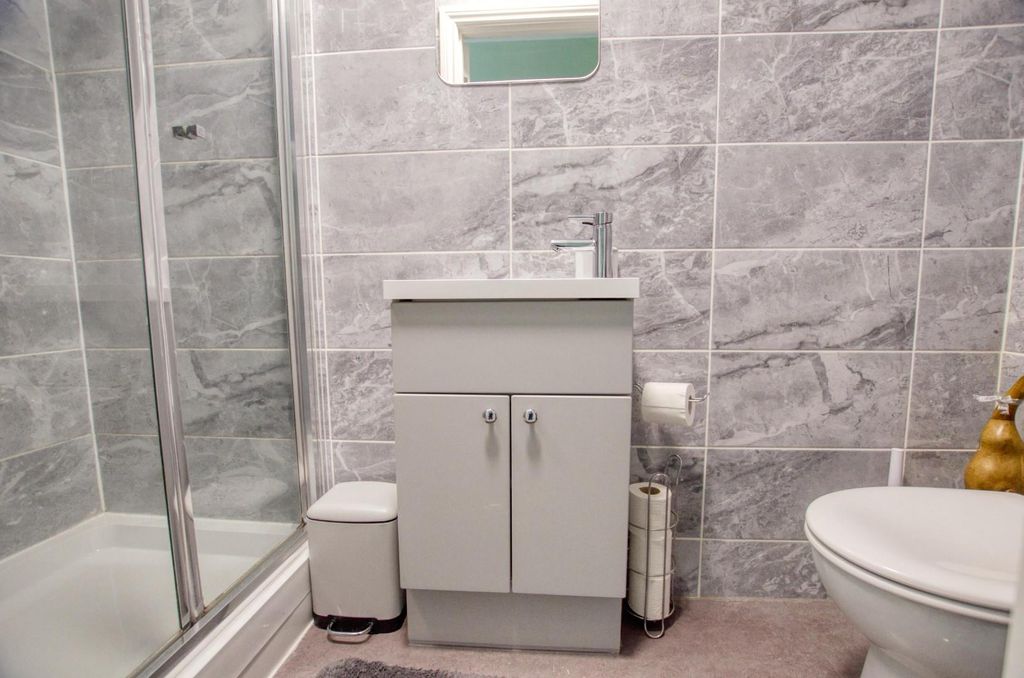 Additional image 20 of 3 bed semi-detached house for saleMowbray Road, Southampton SO19