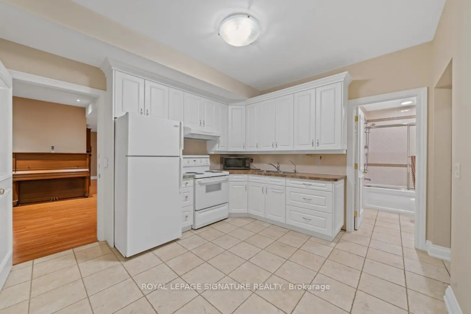 Additional image 17 of 428 Glengrove Avenue