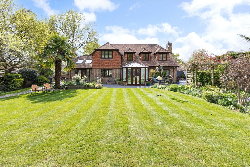 Additional image 25 of 4 bed detached house for saleKiln Ride, Finchampstead, Wokingham RG40