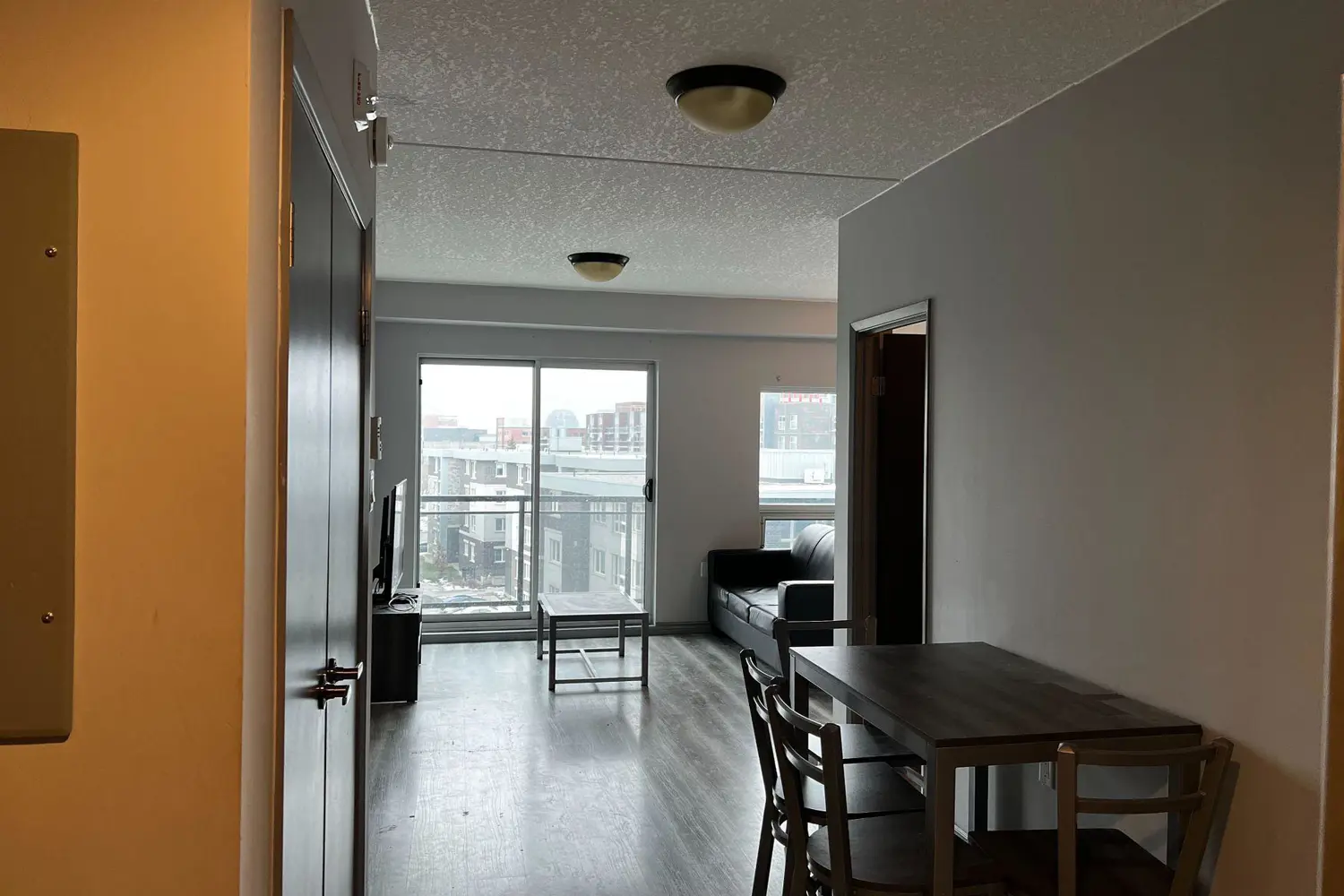 Additional image 4 of 275 Larch Street G612