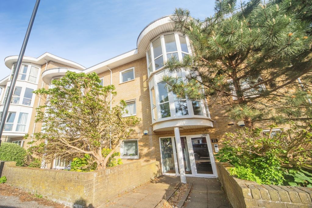 Additional image 2 of 2 bed flat for saleWinchester Road, Southampton, Hampshire SO16
